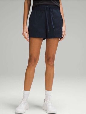 Lululemon Dance Studio High-Rise Short 3.5 in True Navy - 6
